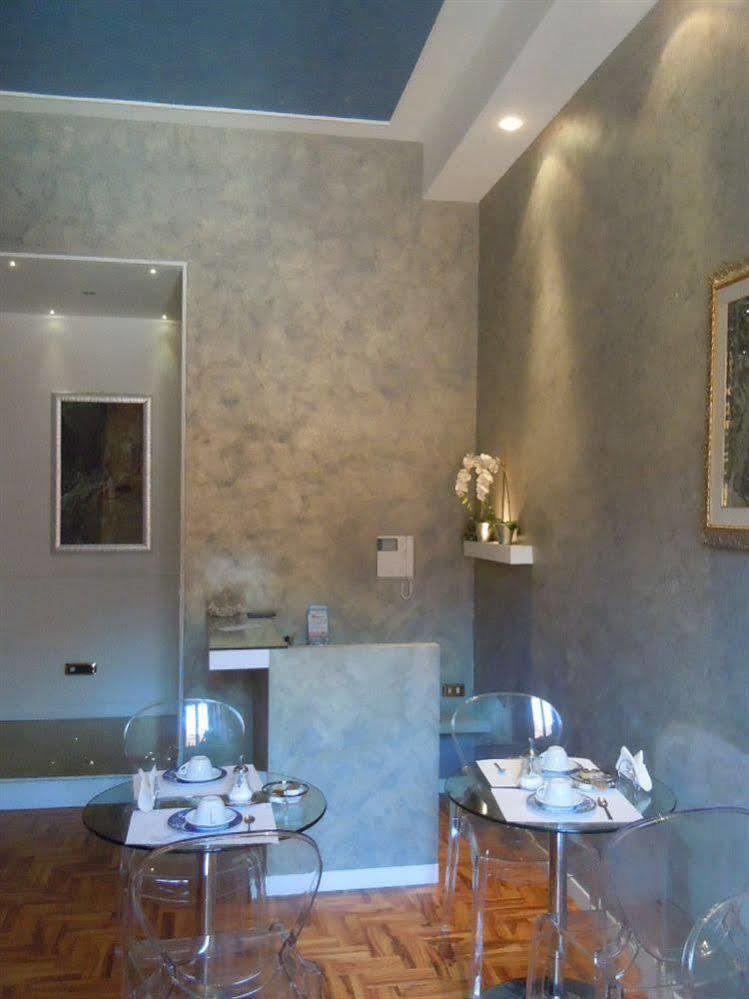 Relais Conte Di Cavour De Luxe 2* Rom